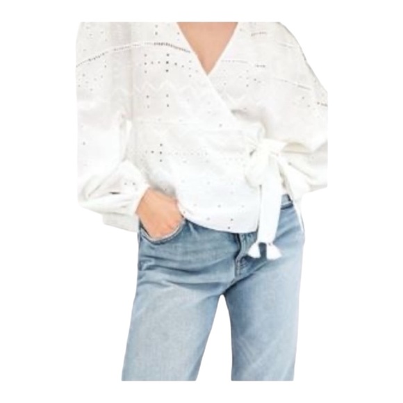 ZARA White Eyelet Cutout Long Sleeve True Wrap Top Shirt Size Small - Picture 3 of 10
